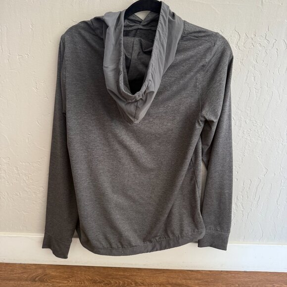 Vuori Mens Lightweight Hoodie | Small | Great Condition - Picture 2 of 2